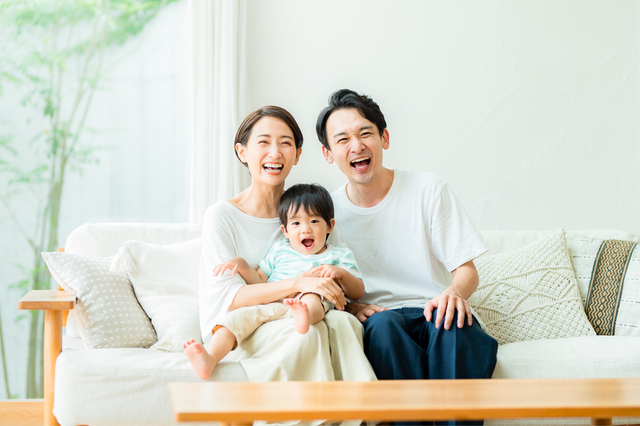 パパ・ママ育休プラスとは？制度の概要や企業側におけるメリットに加えて申請方法も解説！