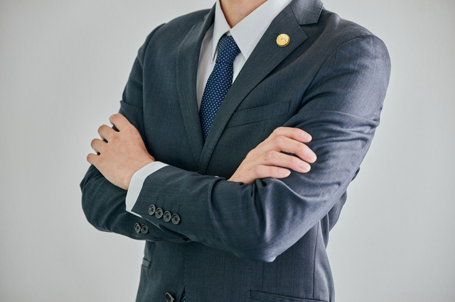 【弁護士解説】2024年施行の金融商品取引法等改正とは？四半期報告書の廃止、ソーシャルレンディング等に関する規定、デジタル原則なども解説