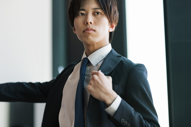 経理の転職で年収1000万円を目指すのは難しい？求められるスキルや資格を解説