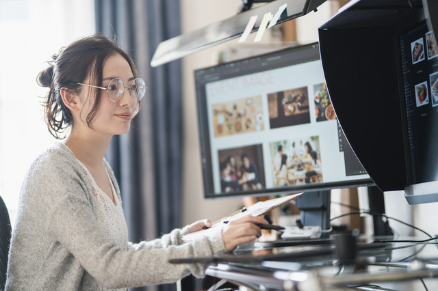 広報の年収はいくら？年収を上げるために必要なスキルや転職のポイントを解説